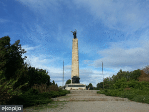 Spomenik Sloboda na Iriškom vencu