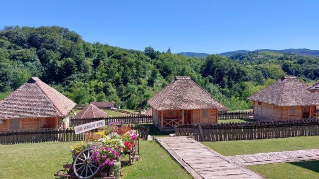 Etno selo Azbuka Tršić Loznica