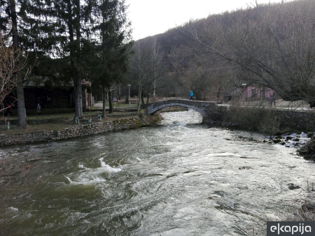 Jelovičko vrelo Stara planina