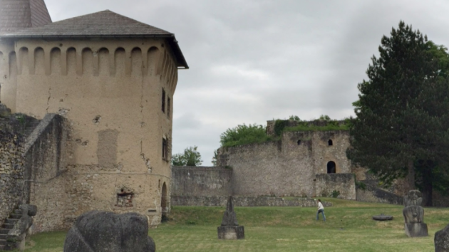 Stari grad Ostrožac Cazin