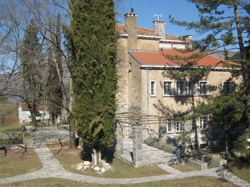 Titova vila Lastva Trebinje